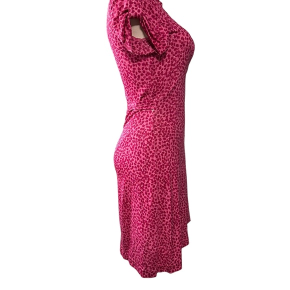 Diane Von Furstenberg gorgeous Jilda silk wrap dress in size 2. Beautiful - Picture 6 of 13